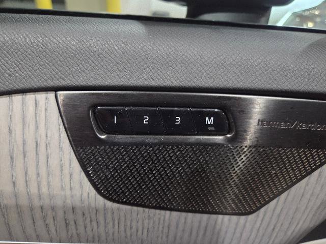 Used 2024 Volvo XC90 B6 Plus w/ Protection Package Premier image 20