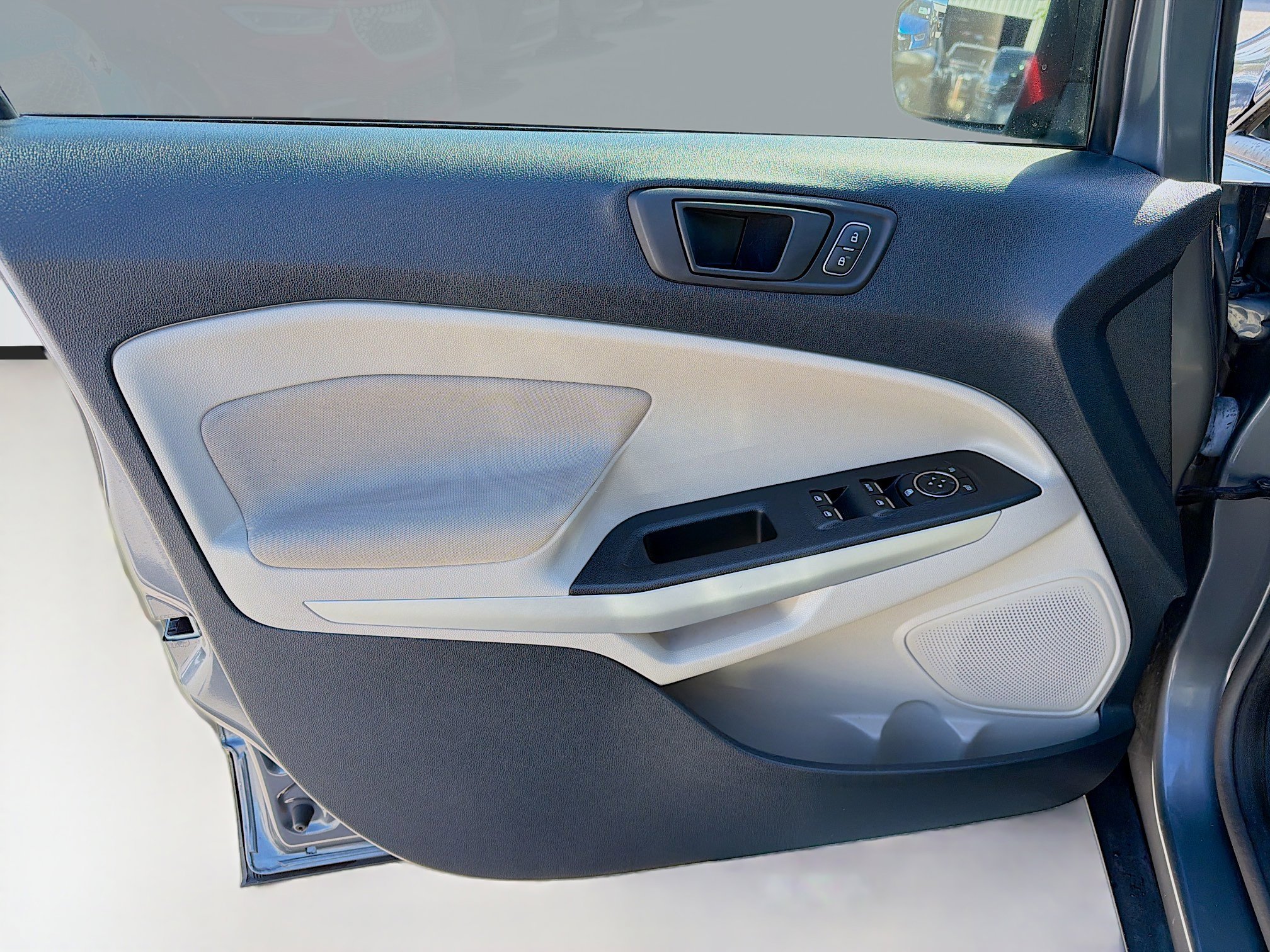 Used 2020 Ford EcoSport S image 21