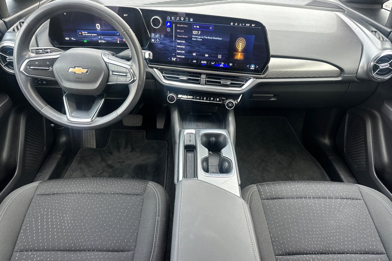 Used 2025 Chevrolet Equinox EV LT FWD image 15