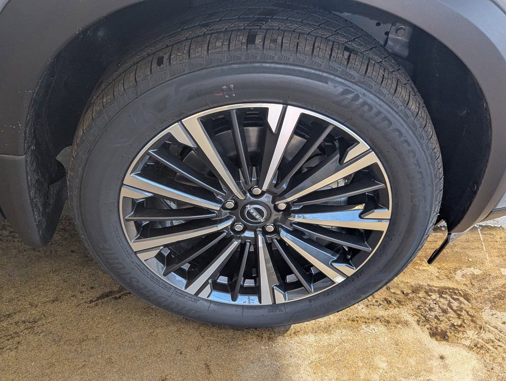 New 2026 Nissan Pathfinder Platinum image 38