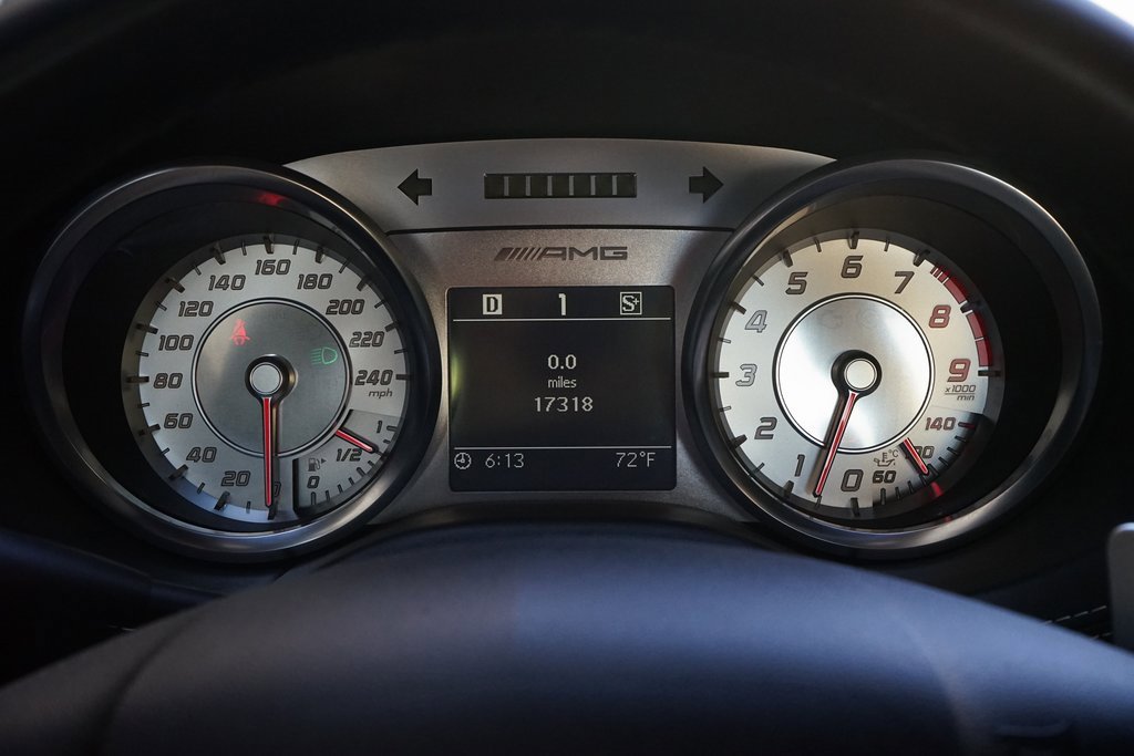 Used 2011 Mercedes-Benz SLS AMG Coupe image 17