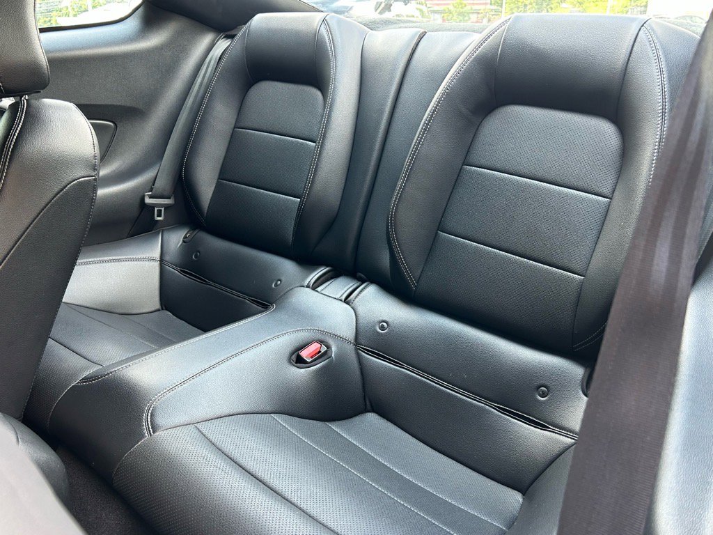Used 2023 Ford Mustang Premium image 32