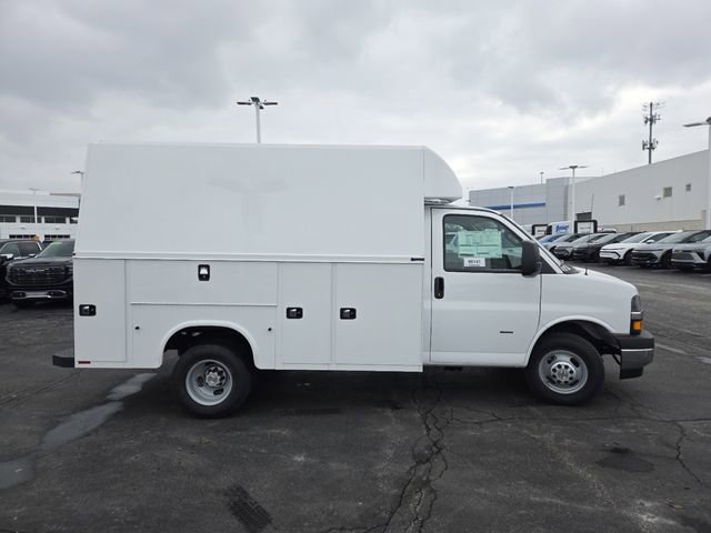 New 2025 Chevrolet Express 3500 w/ Power Convenience Package RWD image 16