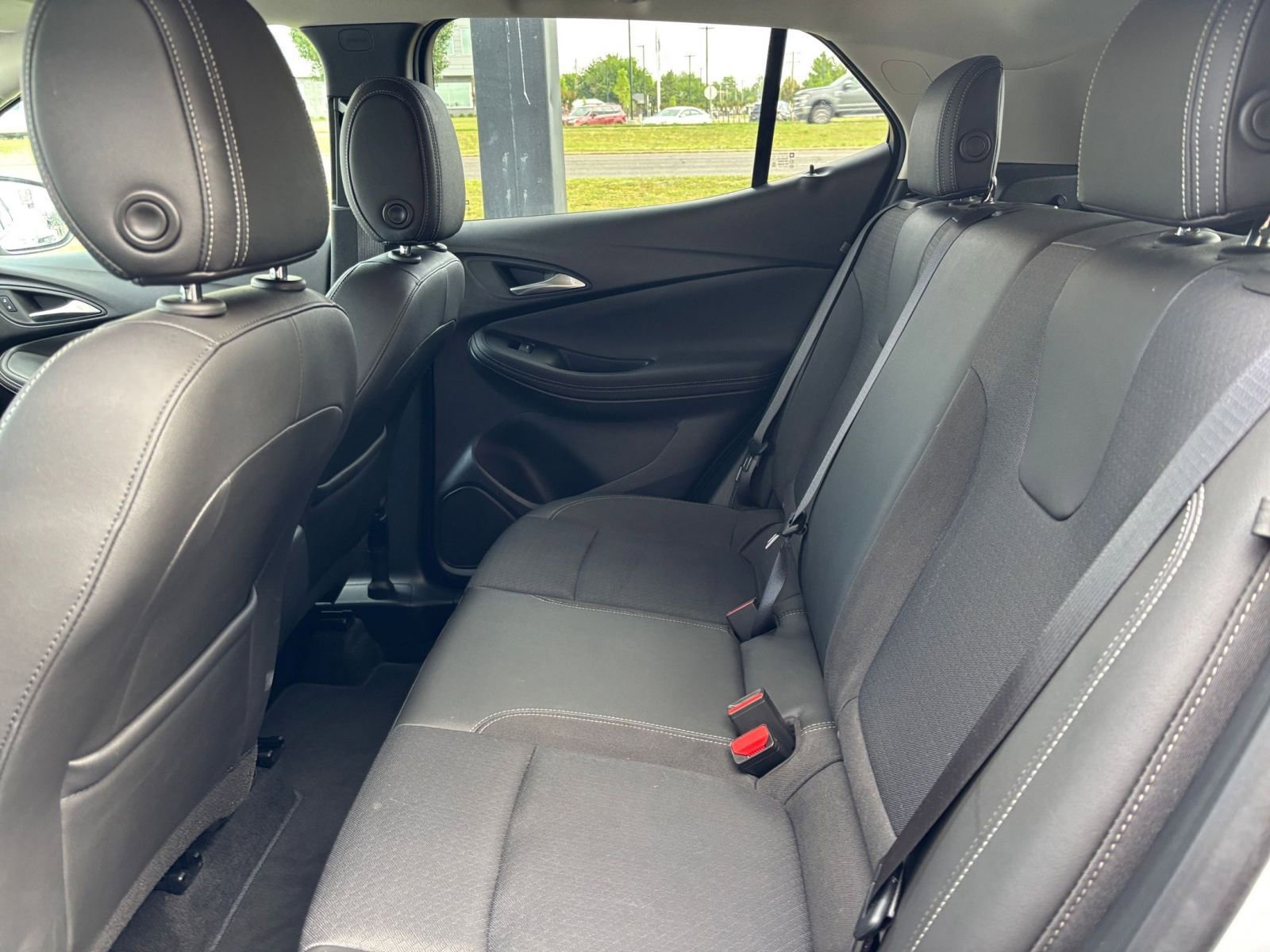 Used 2025 Buick Encore GX Preferred FWD image 24