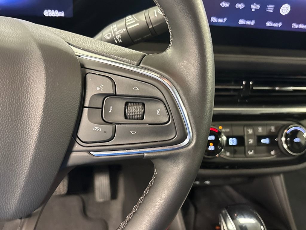 Used 2025 Buick Envista Sport Touring w/ Convenience I Package image 33