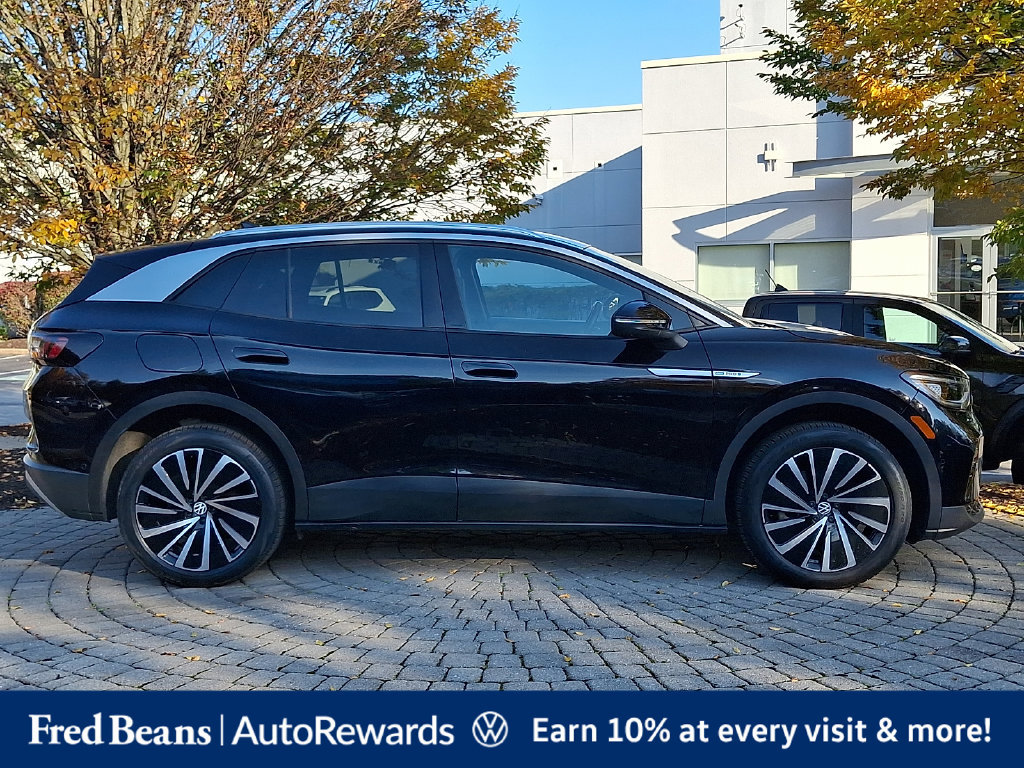 Certified 2023 Volkswagen ID.4 Pro S Plus AWD/4WD image 9