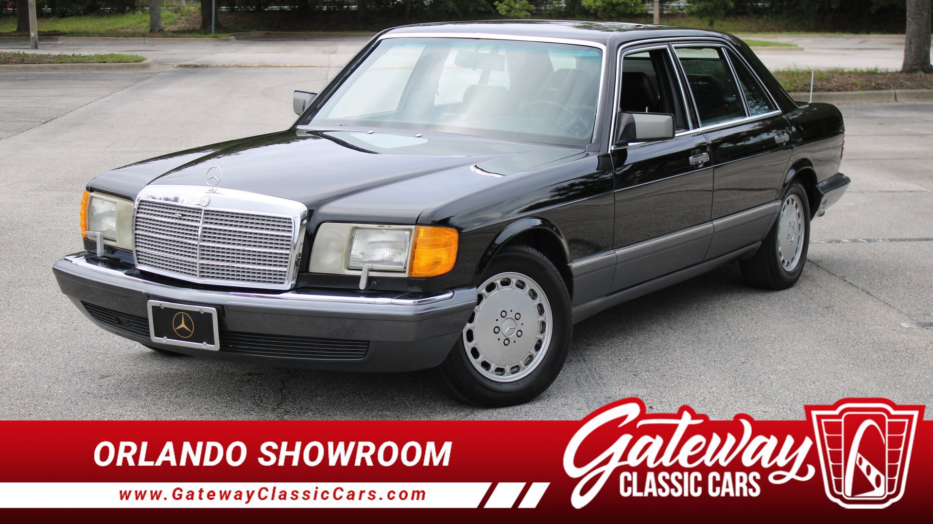 Used 1991 Mercedes-Benz 560 SEL image 1