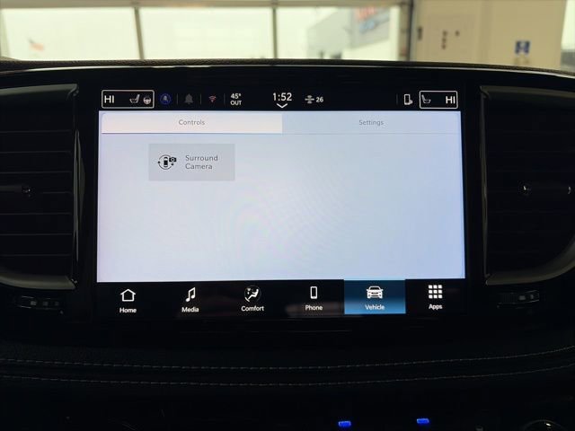 Used 2026 Chrysler Pacifica Select image 20