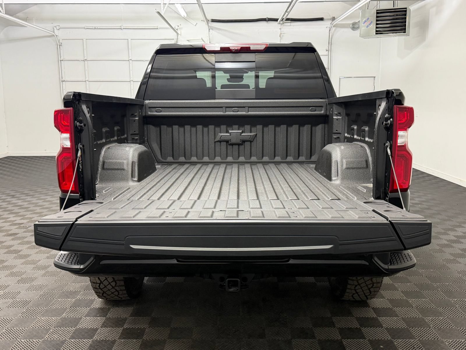New 2026 Chevrolet Silverado 1500 ZR2 AWD/4WD image 21