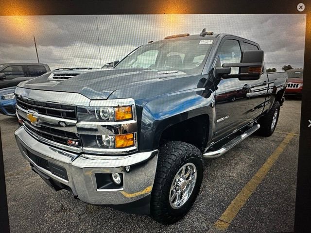 Used 2019 Chevrolet Silverado 2500 LT w/ LT Convenience Package image 1