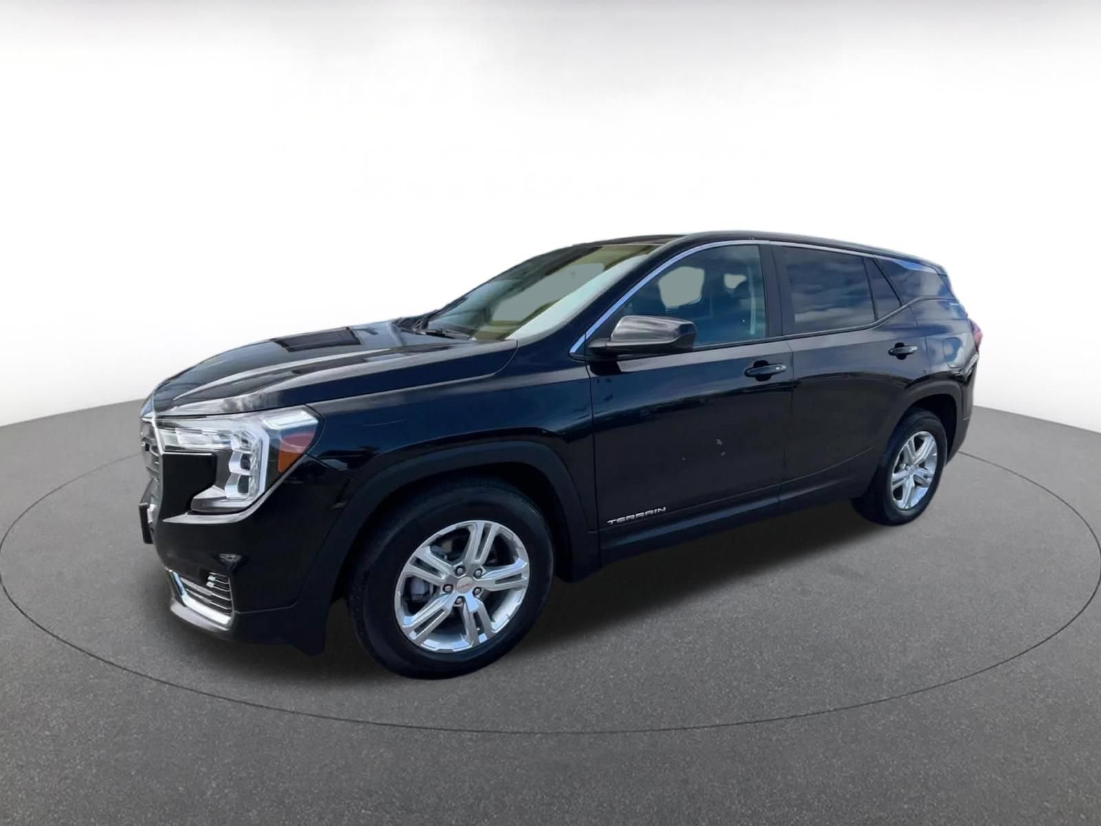 Used 2024 GMC Terrain SLE FWD image 6