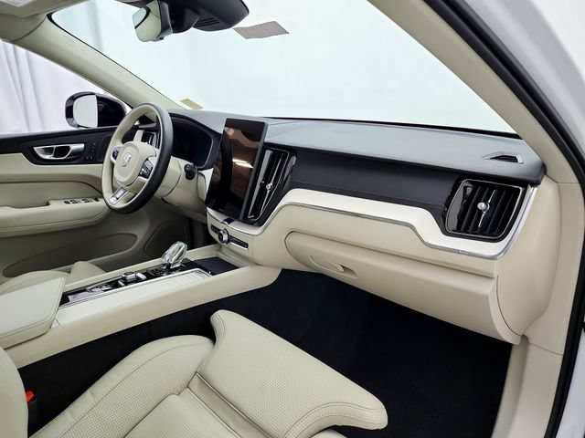 Certified 2026 Volvo XC60 B5 Ultra AWD/4WD image 13