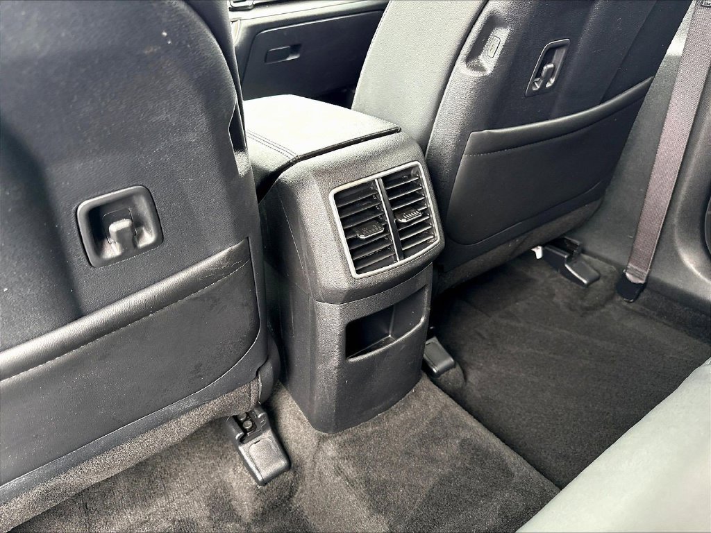 Used 2023 Kia Sportage EX AWD/4WD image 12