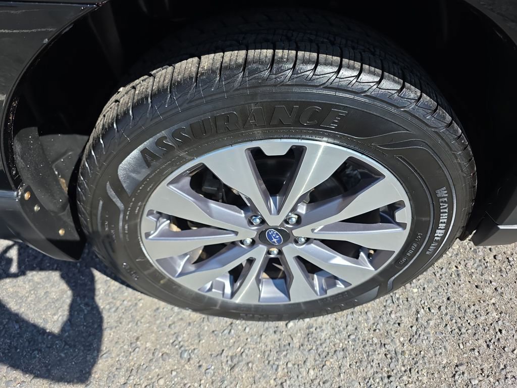 Used 2017 Subaru Outback 3.6R Touring image 41