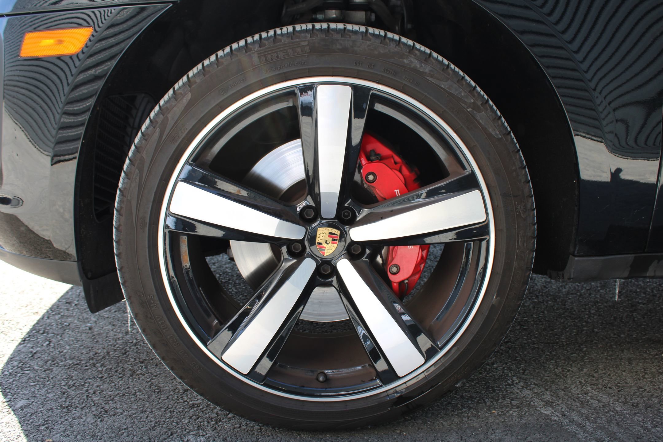 Certified 2024 Porsche Macan S image 29