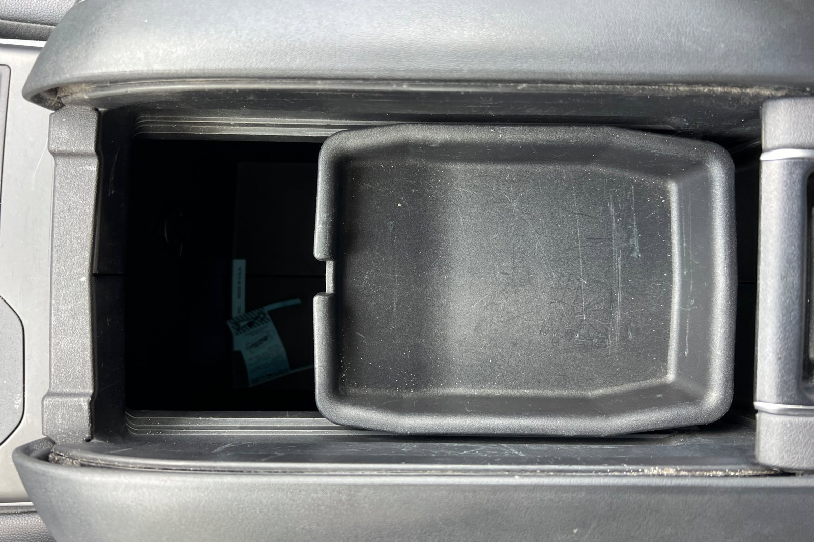 Used 2024 Toyota Highlander XLE image 31