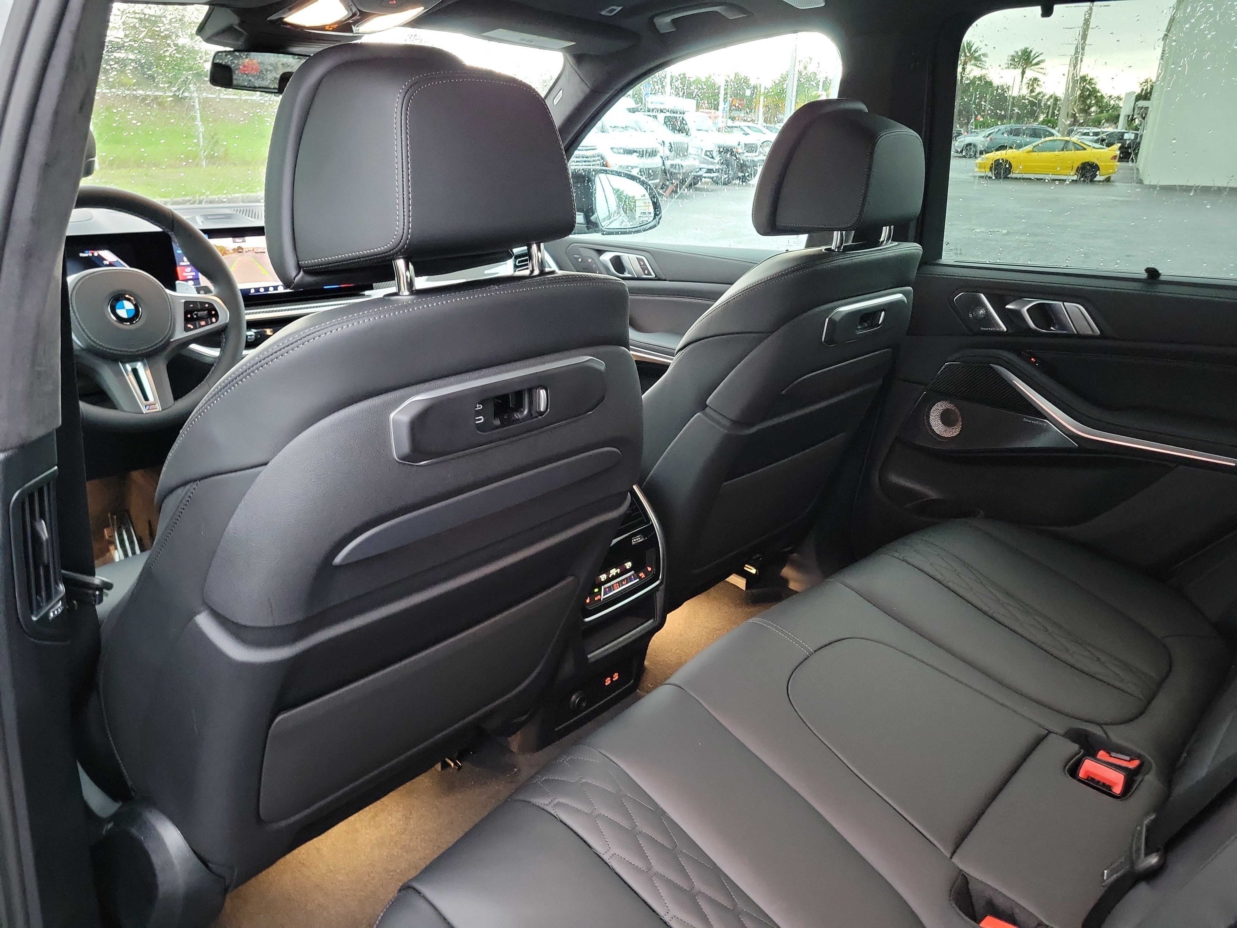 New 2026 BMW X5 M60i w/ Executive Package AWD/4WD image 9