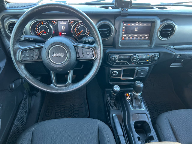 Used 2022 Jeep Wrangler Unlimited Sport AWD/4WD image 3