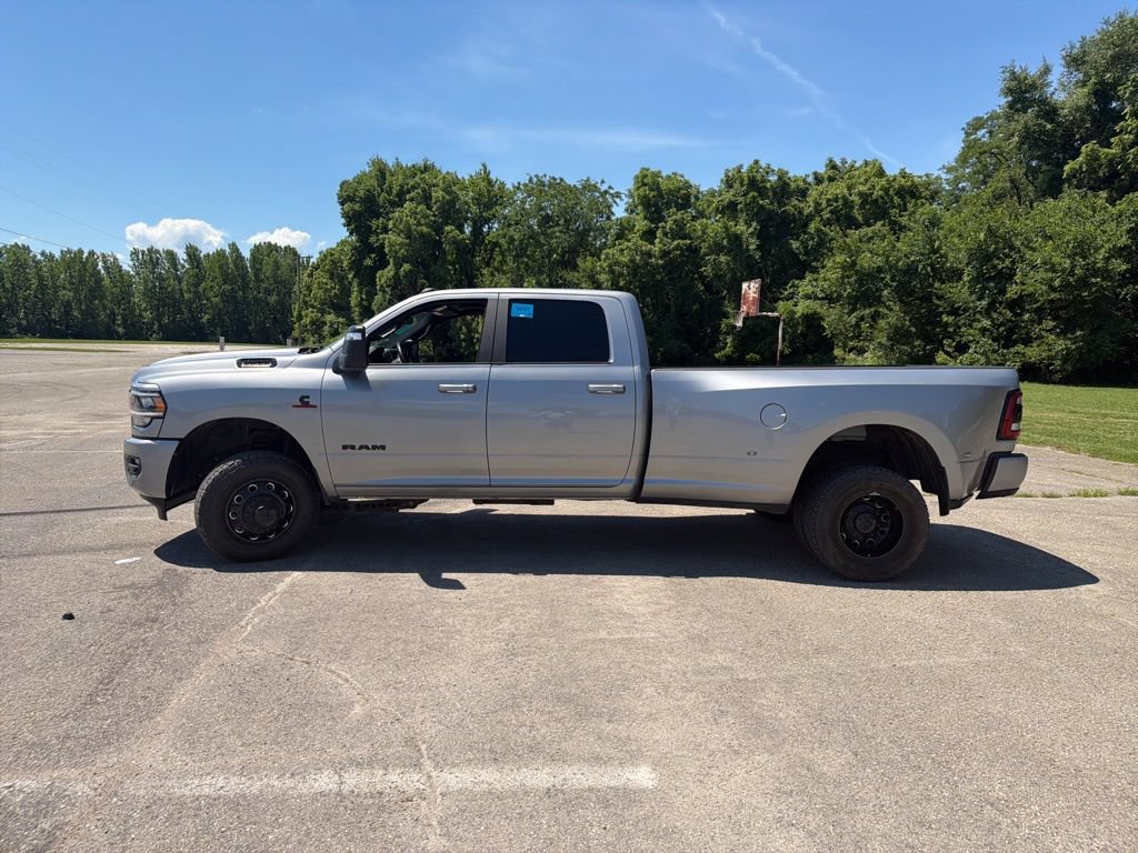 Used 2023 RAM 3500 Big Horn w/ Level 2 Equipment Group AWD/4WD image 6