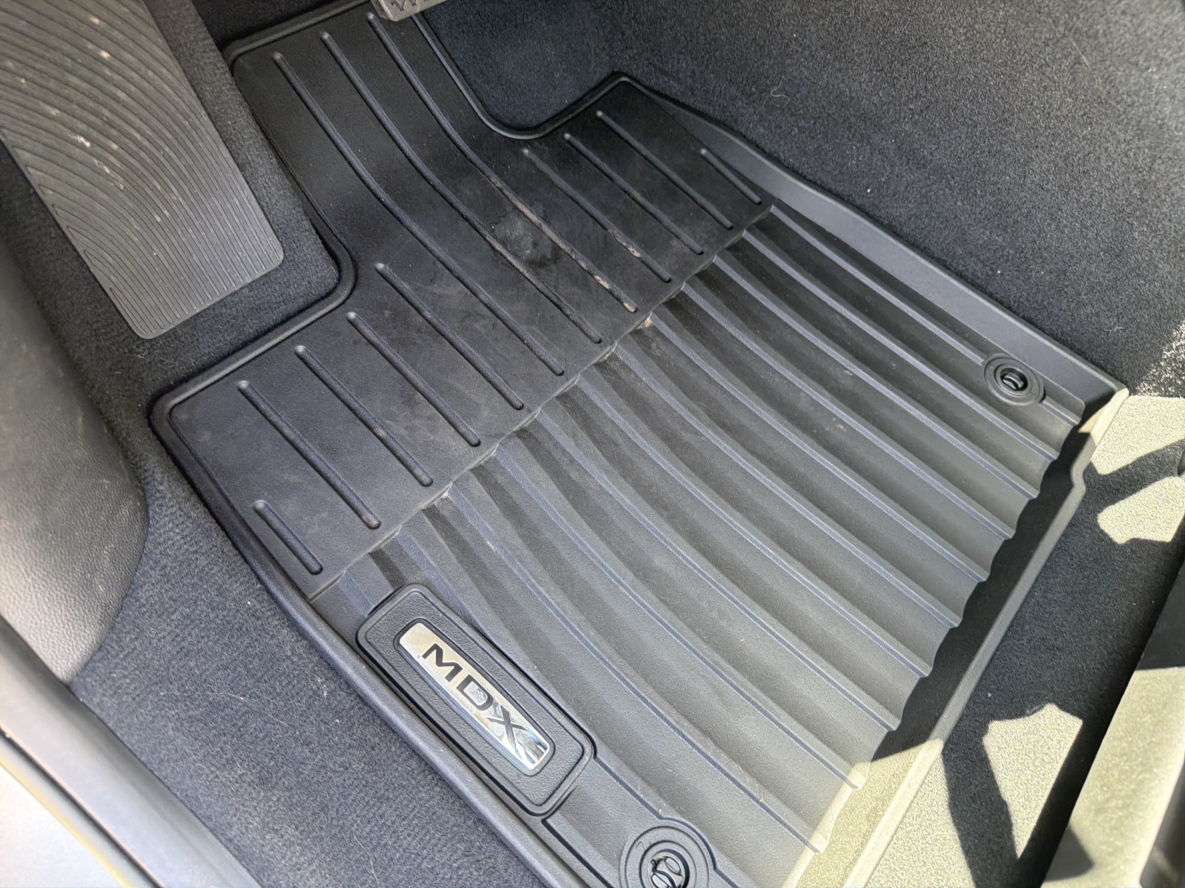 Certified 2026 Acura MDX FWD w/ Technology Package image 17