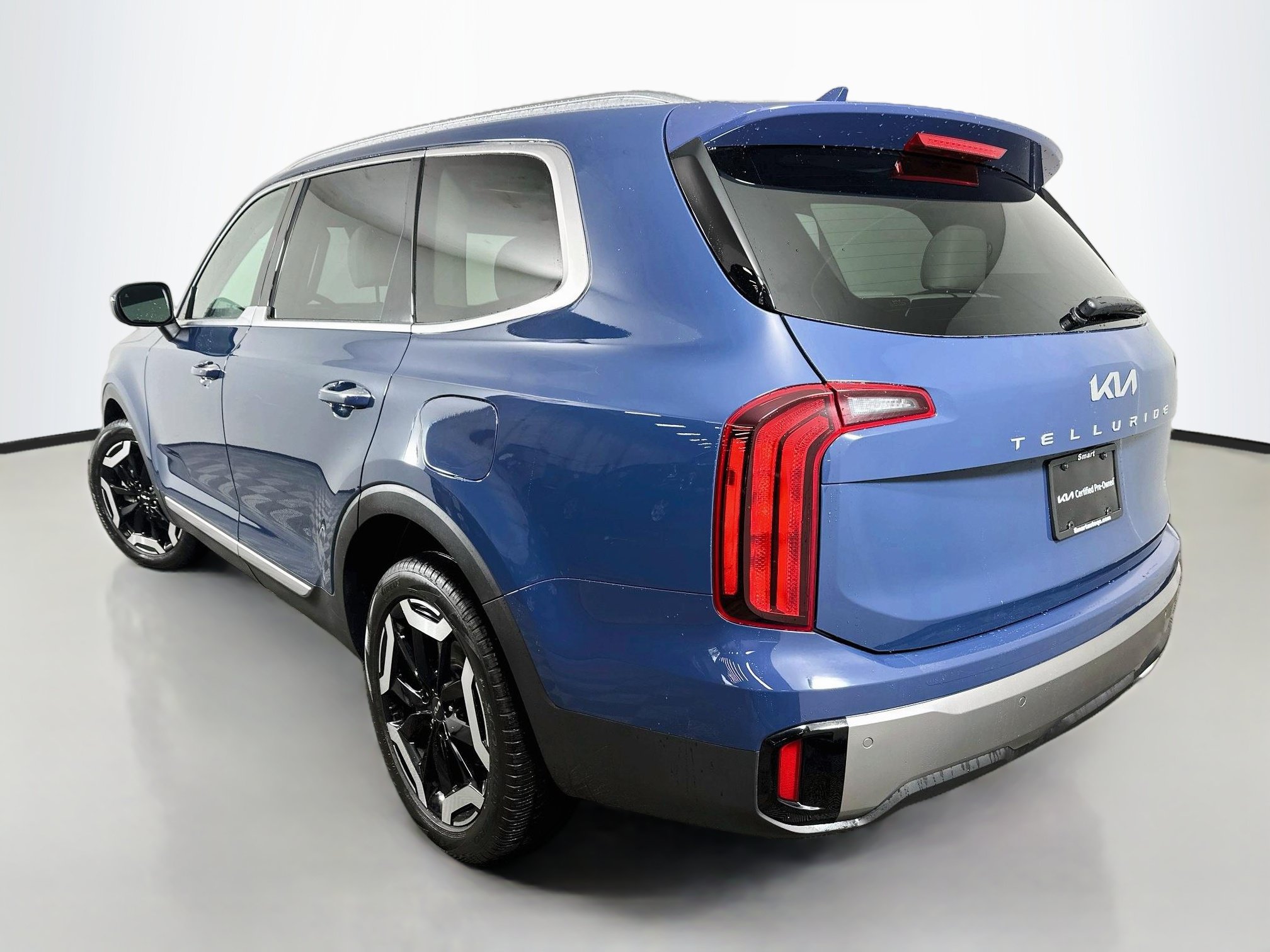 Certified 2025 Kia Telluride S AWD/4WD image 5