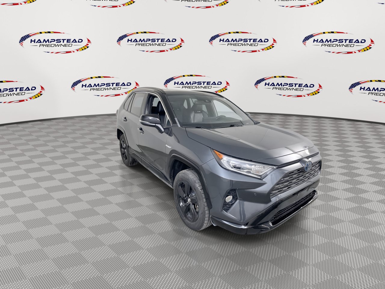 Used 2020 Toyota RAV4 XSE AWD/4WD image 2
