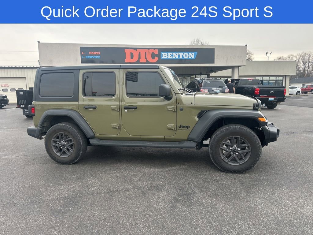 Used 2025 Jeep Wrangler Sport S image 3