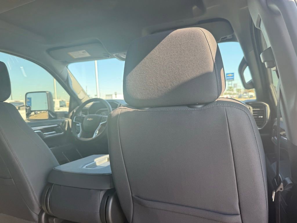 New 2026 Chevrolet Silverado 2500 LT w/ Z71 Chrome Sport Edition image 39