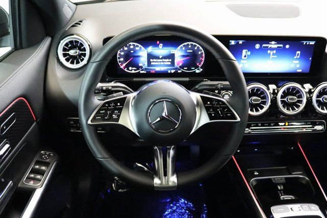 Certified 2025 Mercedes-Benz GLA 250 4MATIC image 4