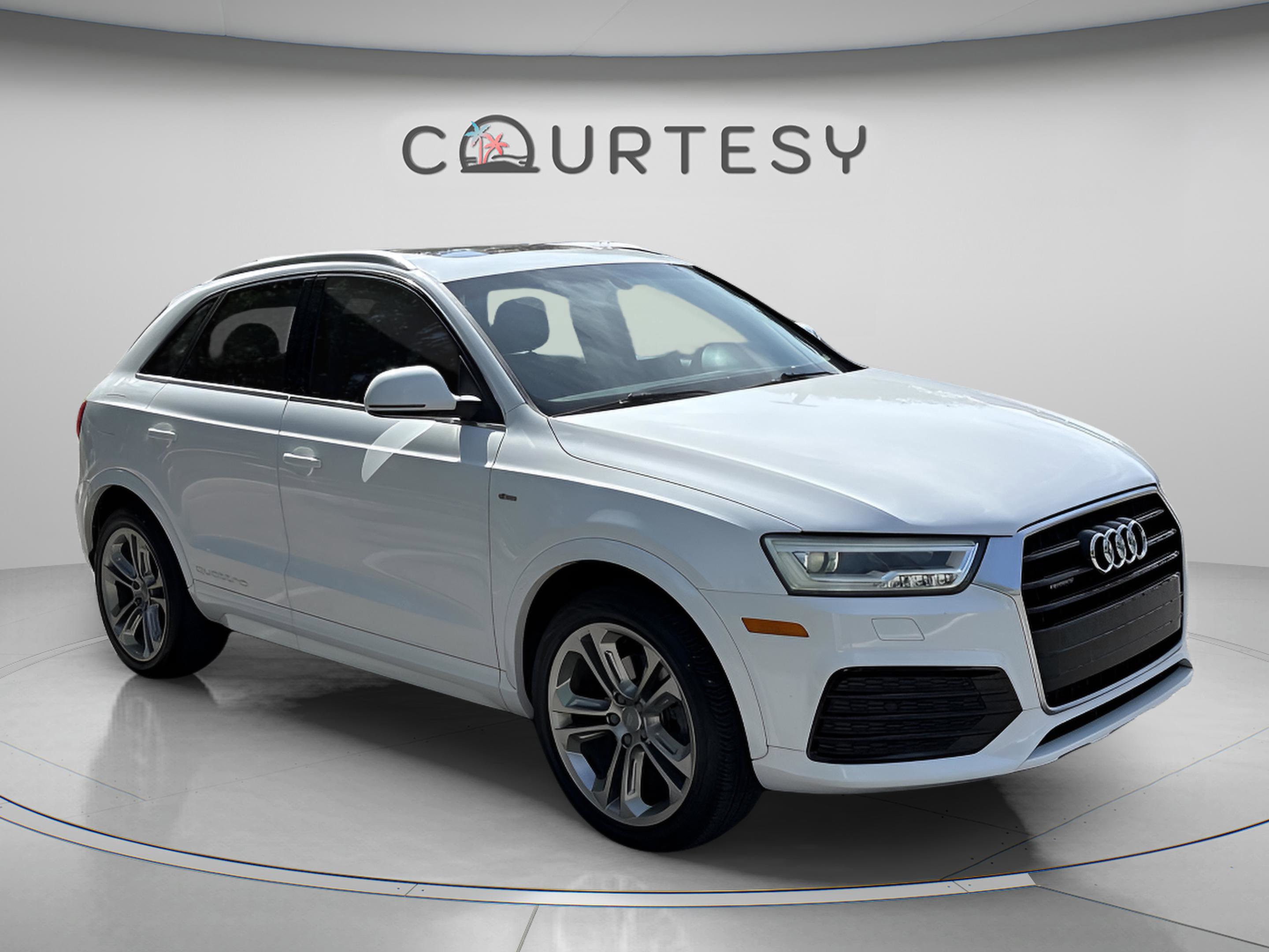 Used 2016 Audi Q3 2.0T Prestige w/ Prestige Package AWD/4WD image 9