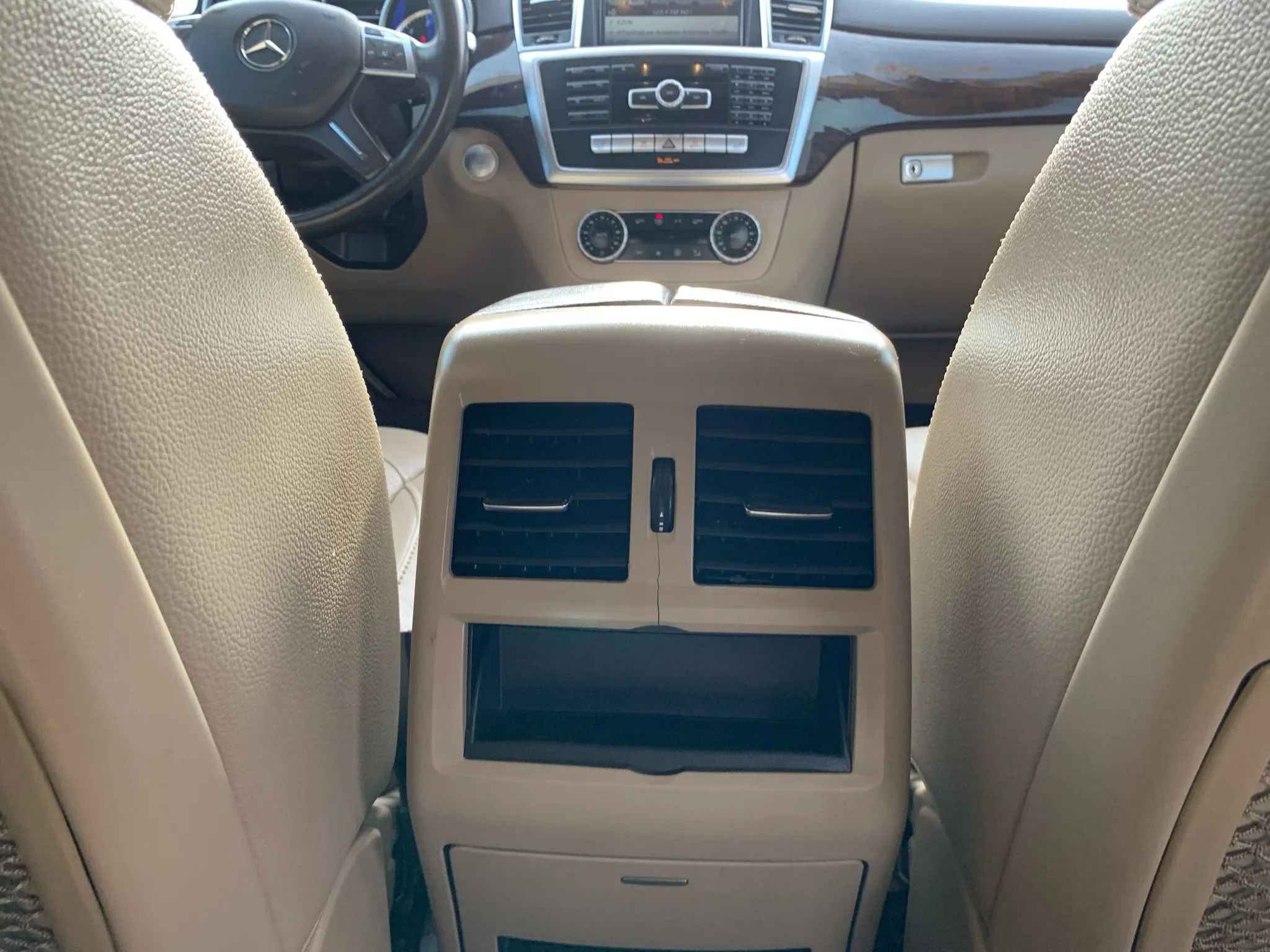 Used 2015 Mercedes-Benz ML 350 4MATIC image 32