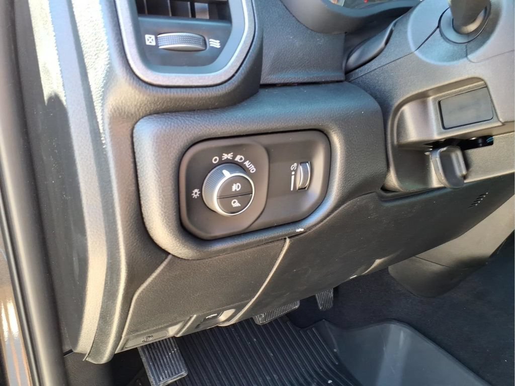 New 2026 RAM 2500 Tradesman AWD/4WD image 21