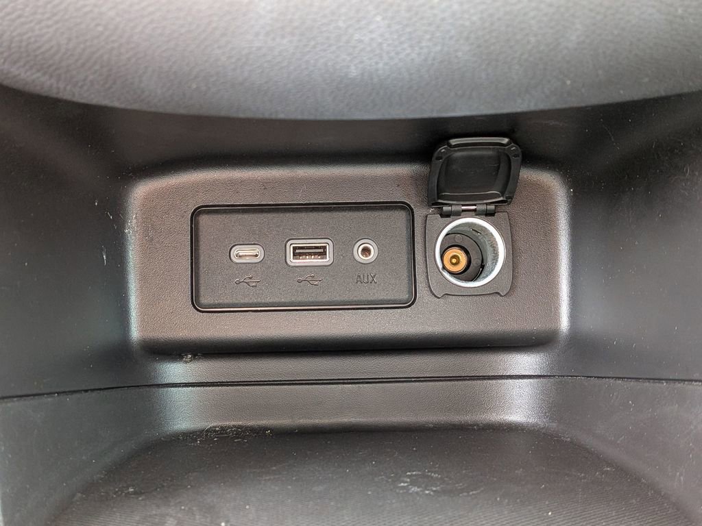 Used 2022 Chevrolet Equinox LT image 25