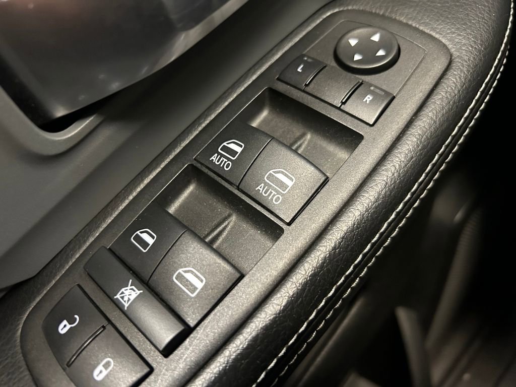 Used 2022 RAM 2500 Big Horn w/ Cold Weather Group image 20