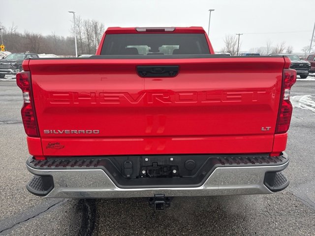 Used 2024 Chevrolet Silverado 1500 LT image 4