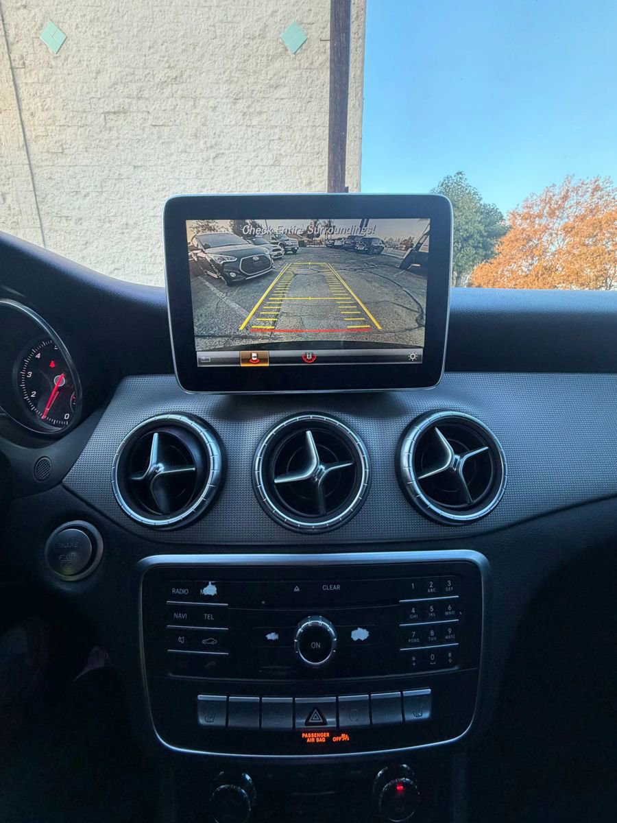 Used 2018 Mercedes-Benz CLA 250 image 24
