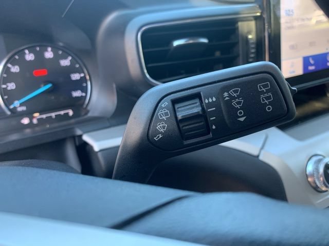 Used 2023 Ford Explorer XLT w/ Equipment Group 202A AWD/4WD image 30