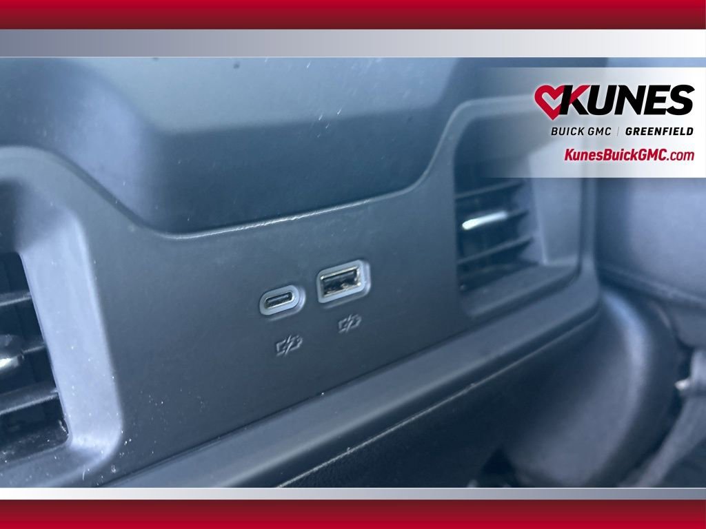 Used 2025 Chevrolet Silverado 1500 LT w/ Leather Package image 37