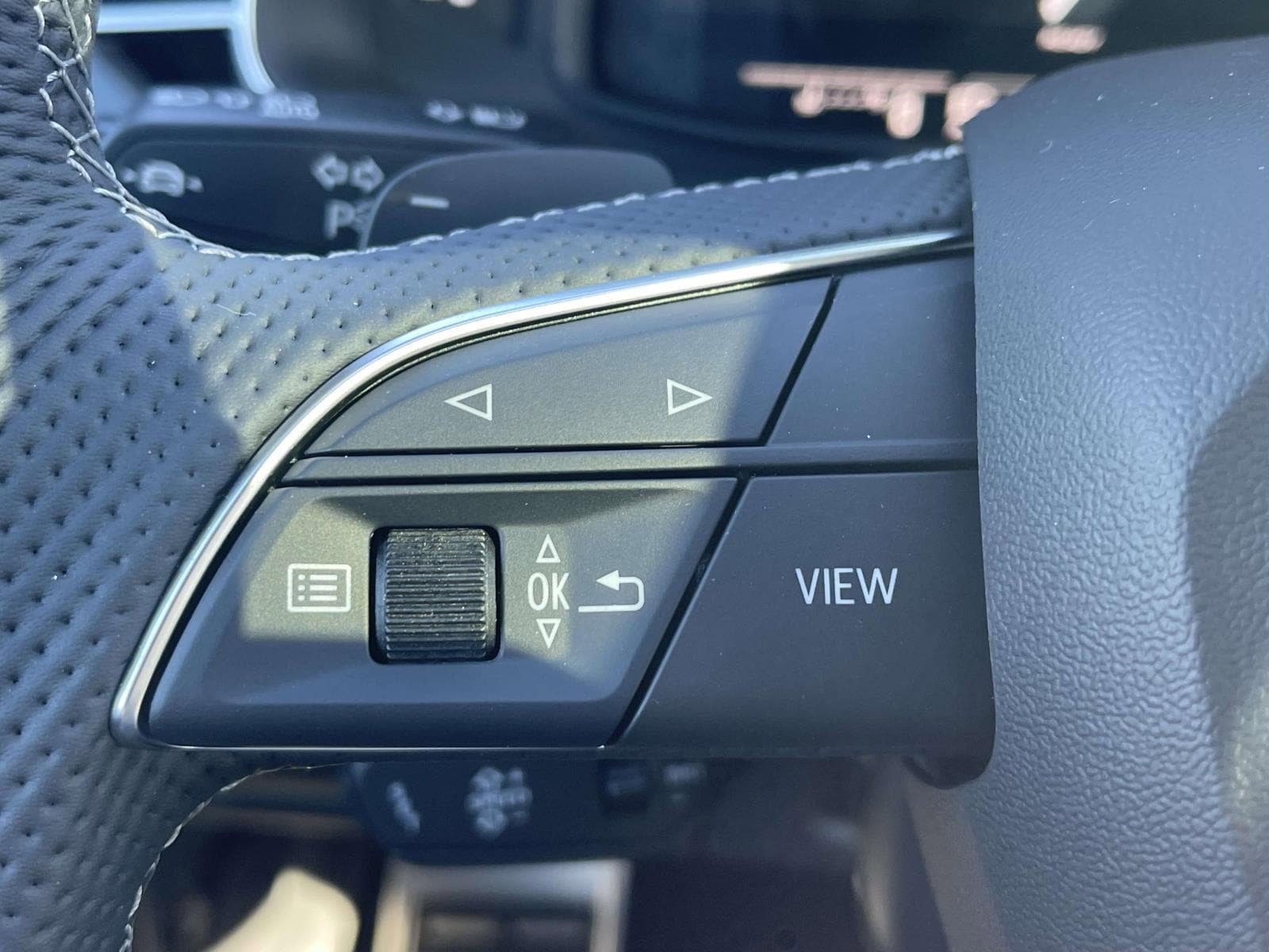 New 2026 Audi SQ7 Premium Plus AWD/4WD image 22
