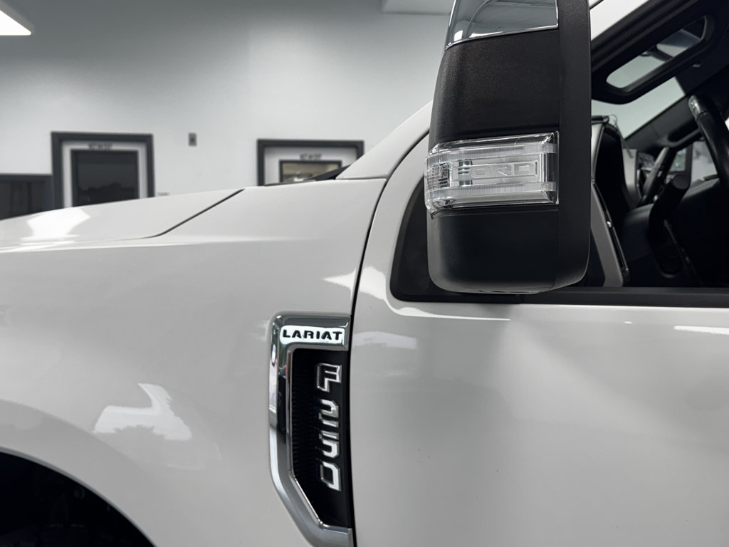 Used 2022 Ford F250 Lariat w/ Lariat Ultimate Package AWD/4WD image 11