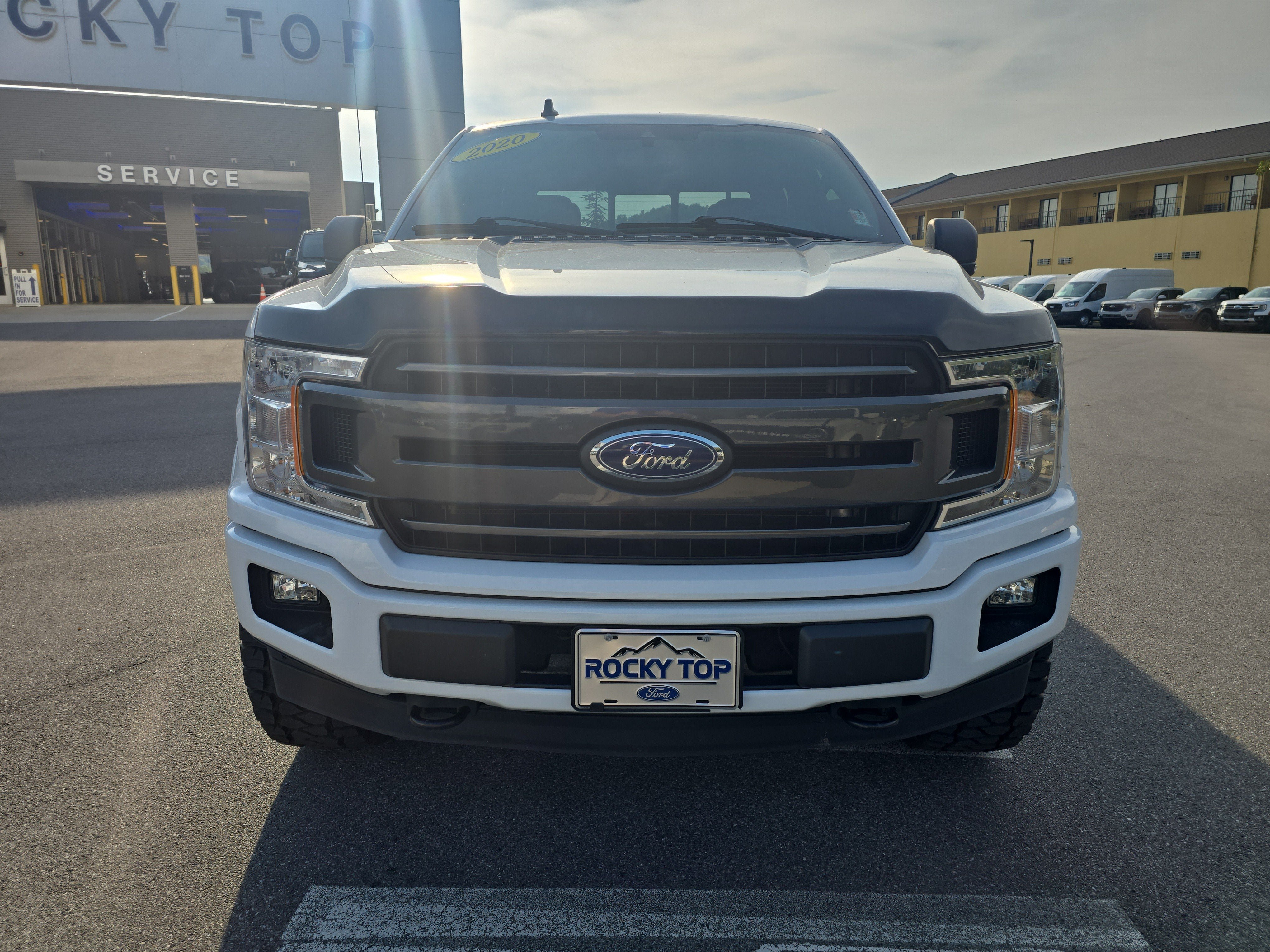 Used 2020 Ford F150 XLT w/ Equipment Group 302A Luxury AWD/4WD image 23