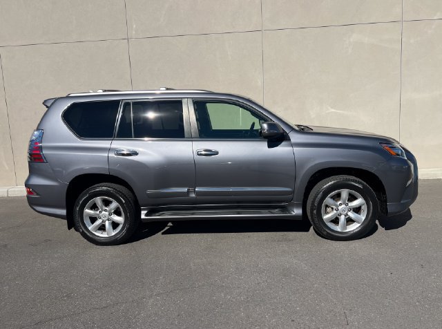 Used 2018 Lexus GX 460 w/ Navigation Package AWD/4WD image 5