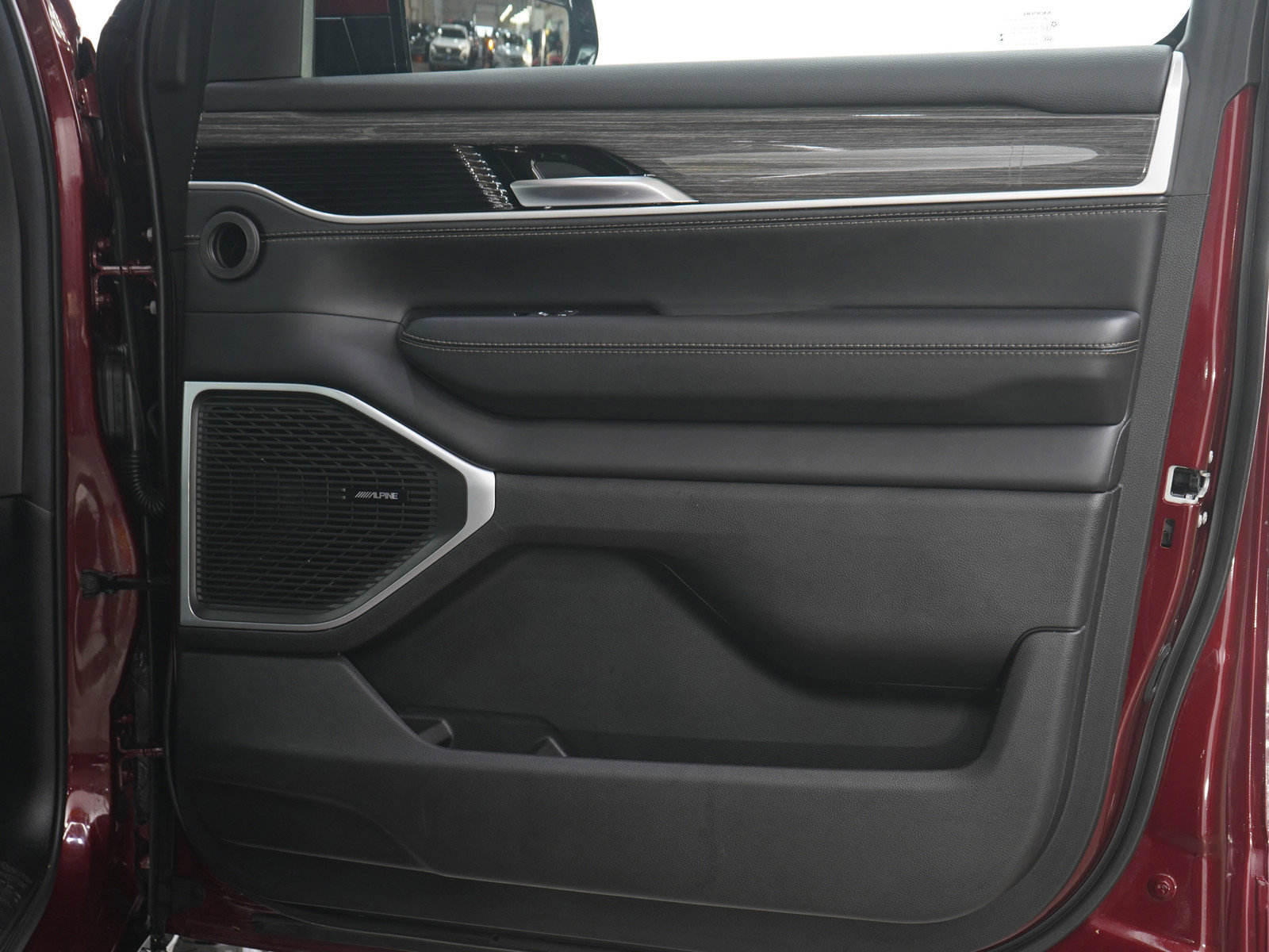 Used 2022 Jeep Wagoneer Series III w/ Convenience Group I image 13