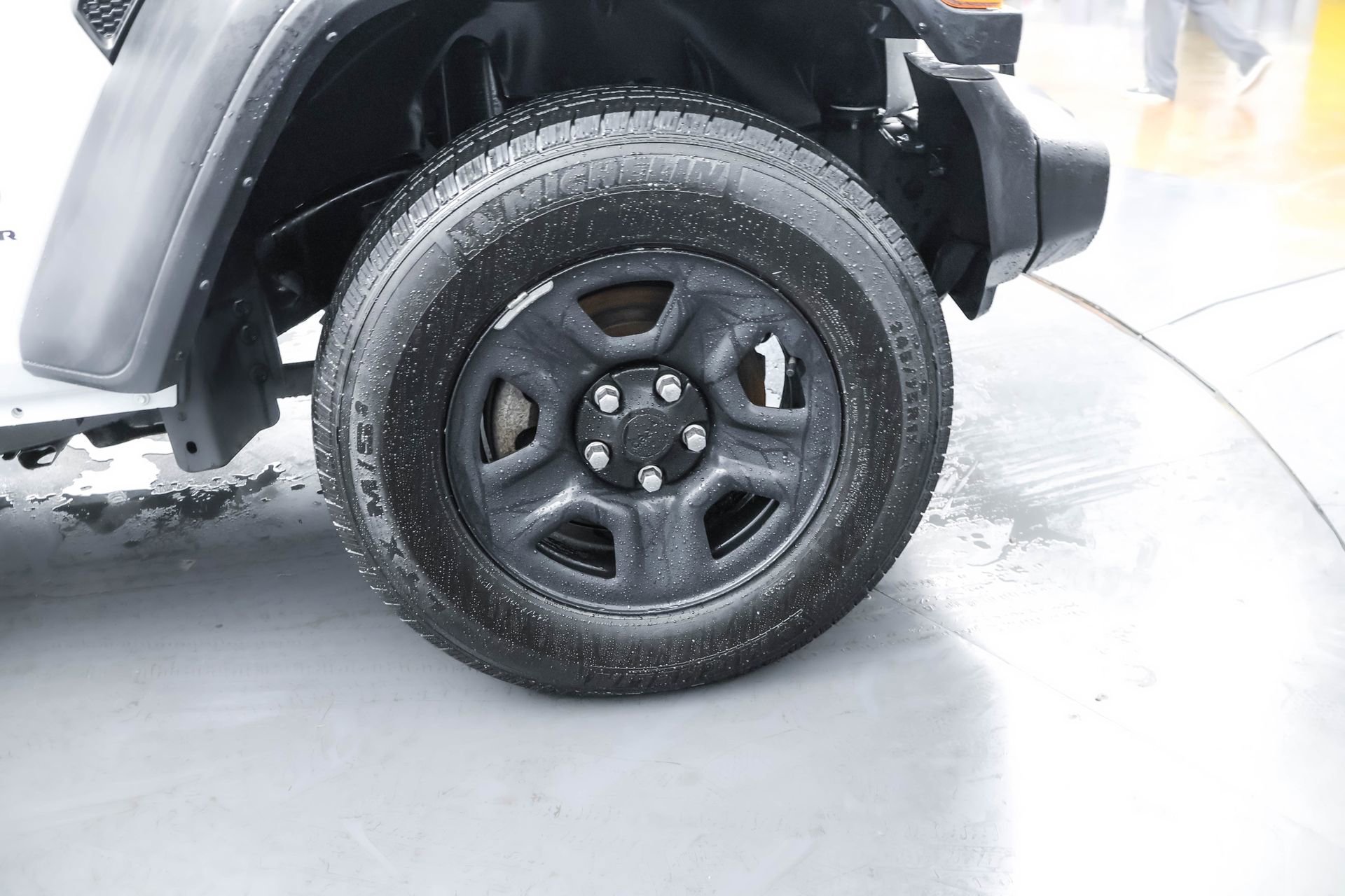 Used 2023 Jeep Wrangler Sport AWD/4WD image 31