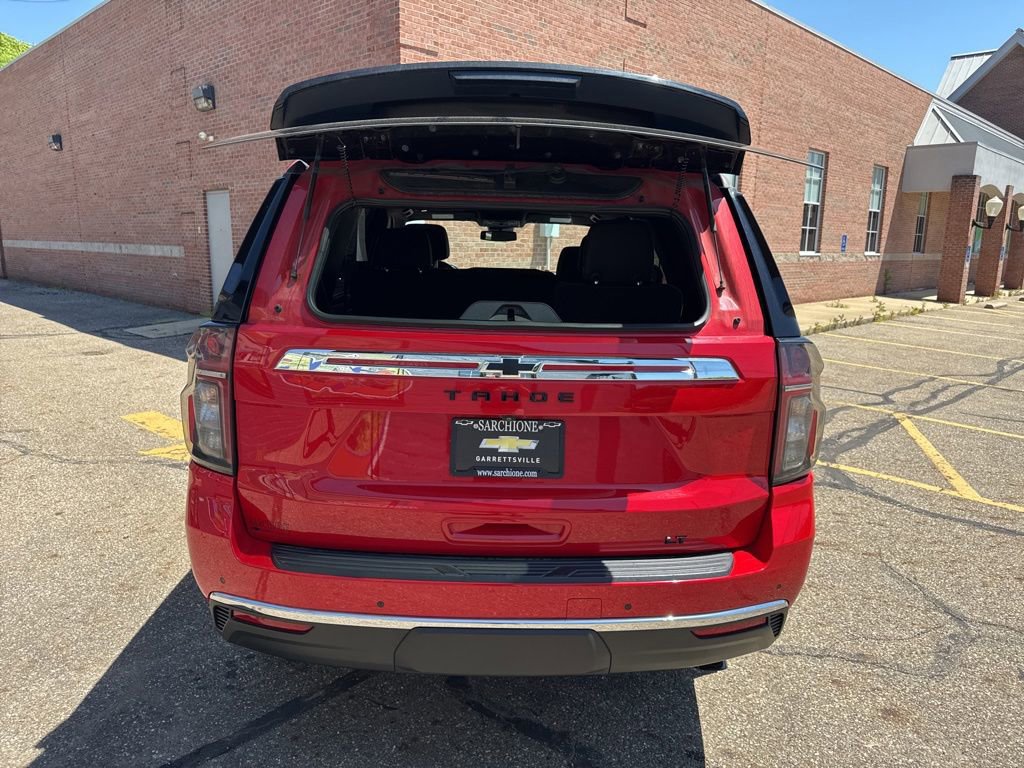 Used 2024 Chevrolet Tahoe LT w/ Luxury Package AWD/4WD image 7