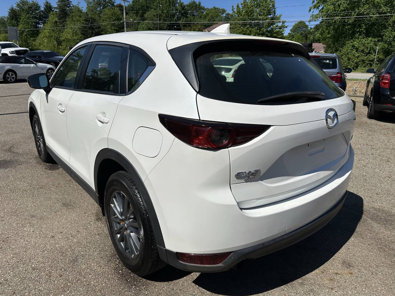Used 2017 MAZDA CX-5 Sport AWD/4WD image 4