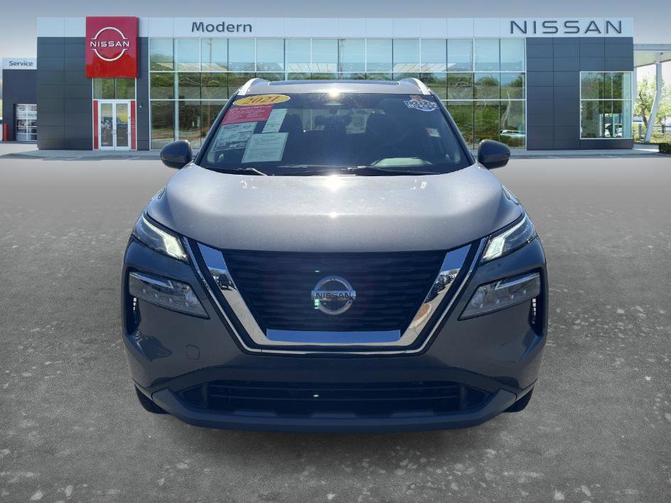 Certified 2021 Nissan Rogue SV w/ Premium Package image 2