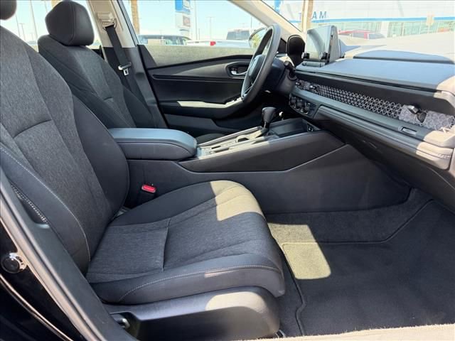 Used 2024 Honda Accord EX image 12