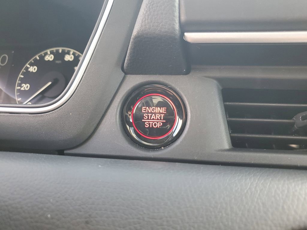 Certified 2025 Honda Pilot Touring image 34