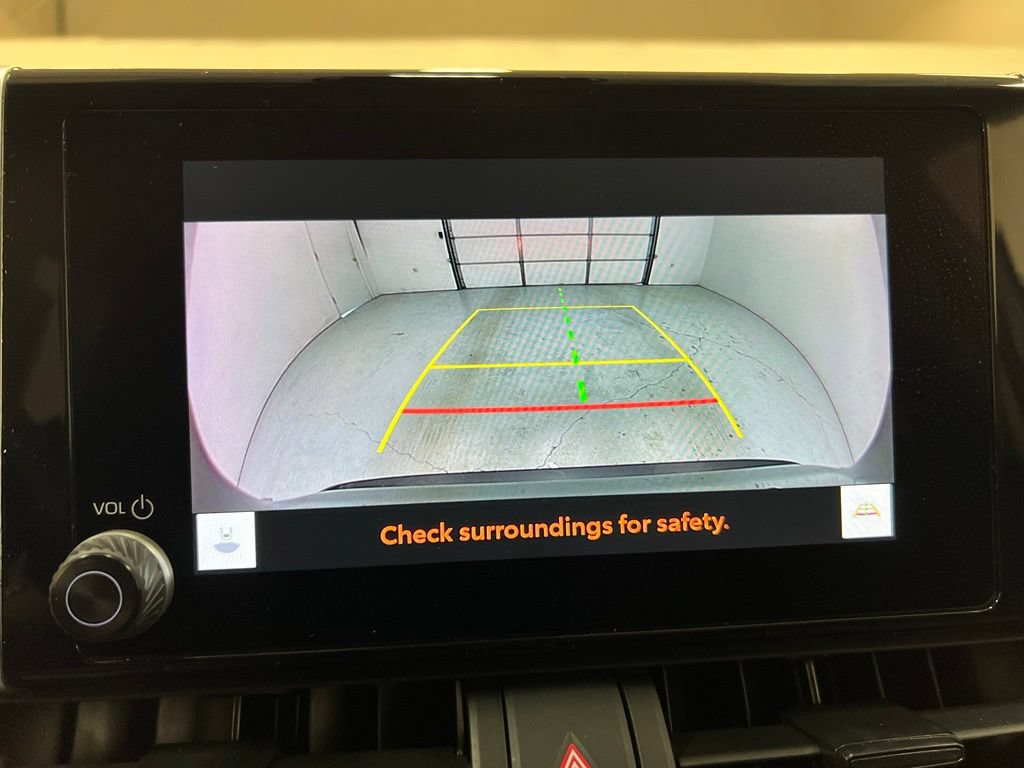 Used 2025 Toyota RAV4 LE AWD/4WD image 24